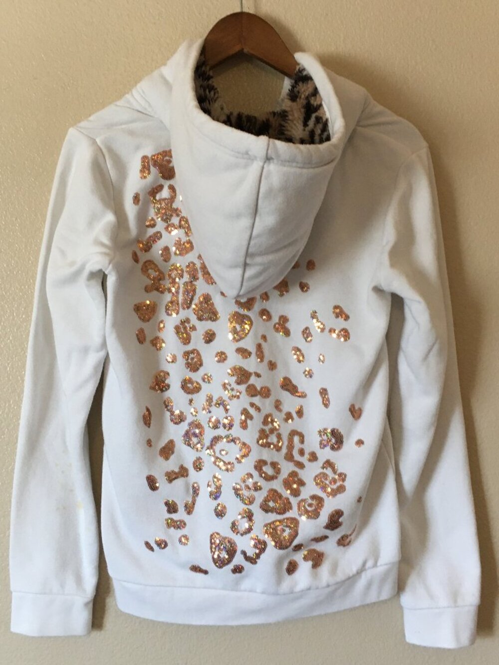 Juicy Couture Leopard Print Faux Fur Hoodie Jacket M White Gold Sequin y2k Zip